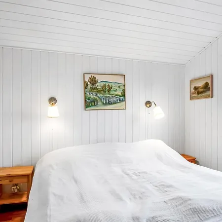 Holiday home Sannie - 500m From The Sea By Interhome