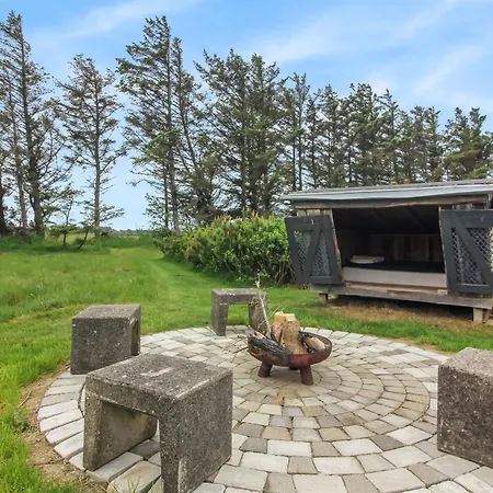 Sannie - 500m From The Sea By Interhome